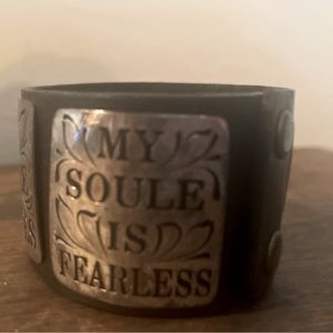 Leather & sterling silver bracelet